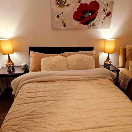 Apartament Cuisinease Ollerton Zewnętrze zdjęcie
