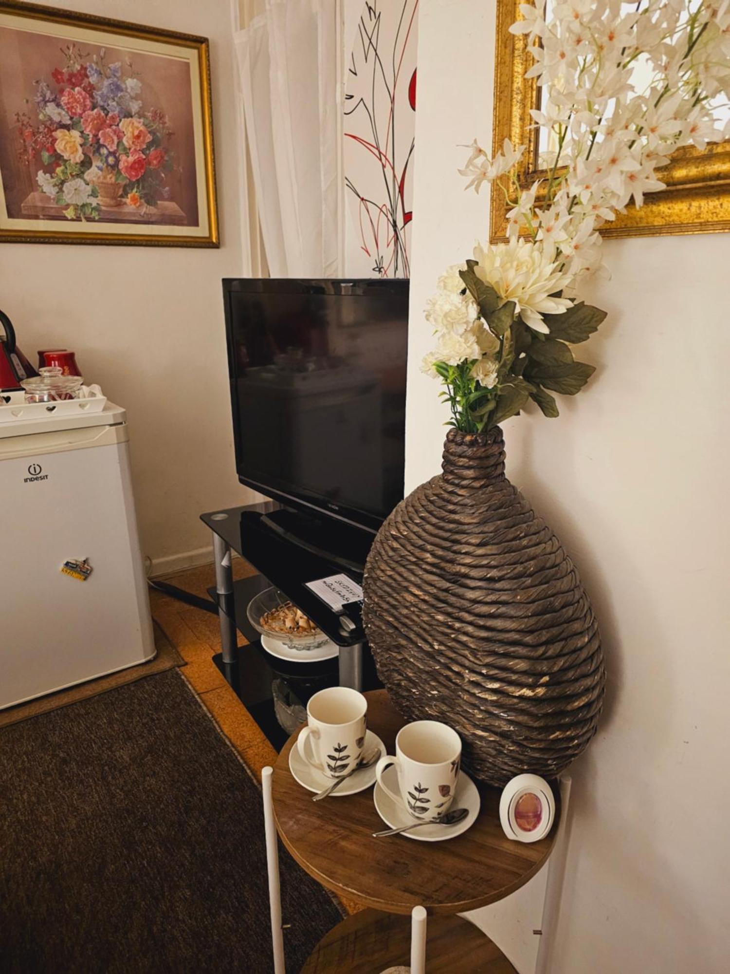 Apartament Cuisinease Ollerton Zewnętrze zdjęcie
